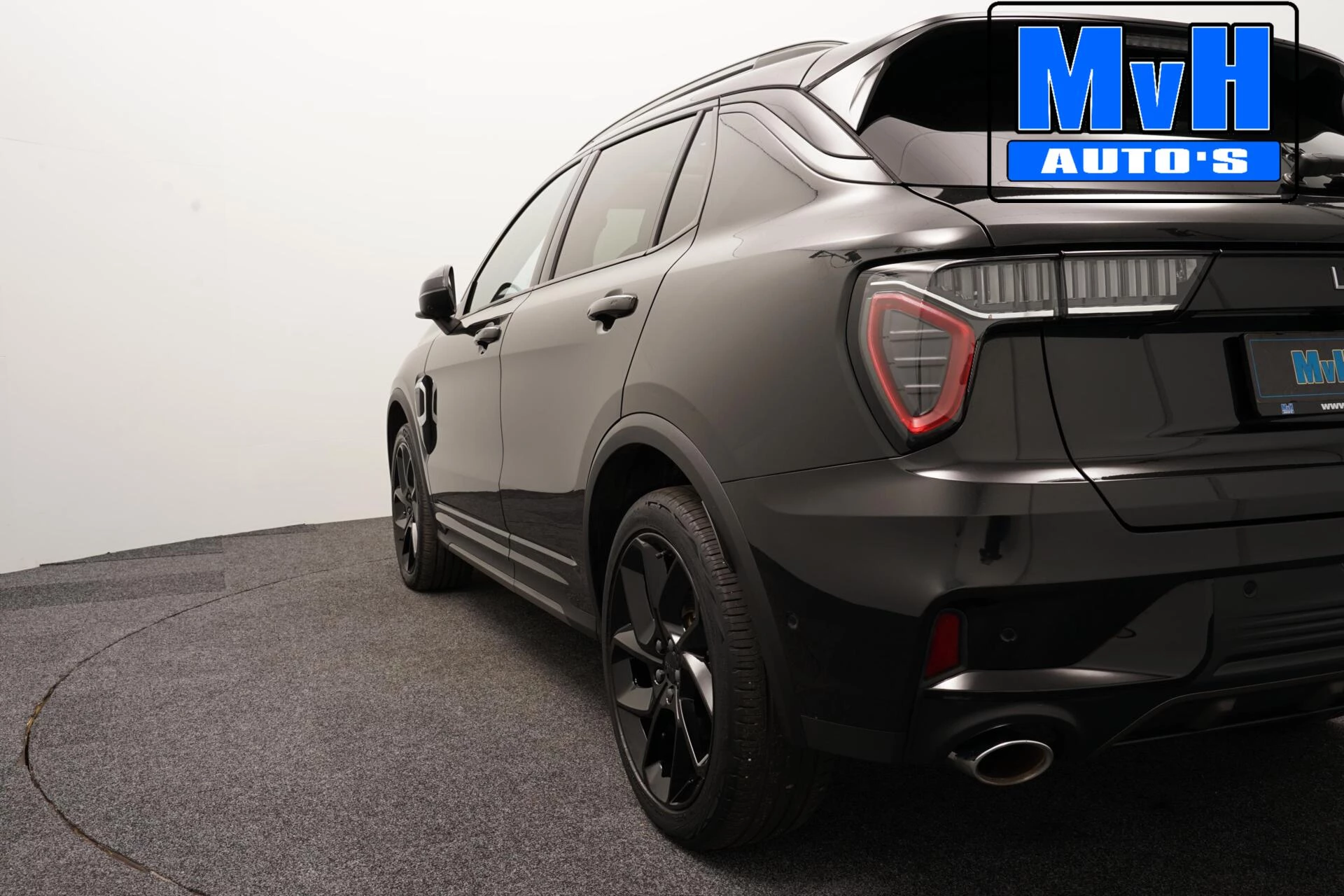 Hoofdafbeelding Lynk & Co 01