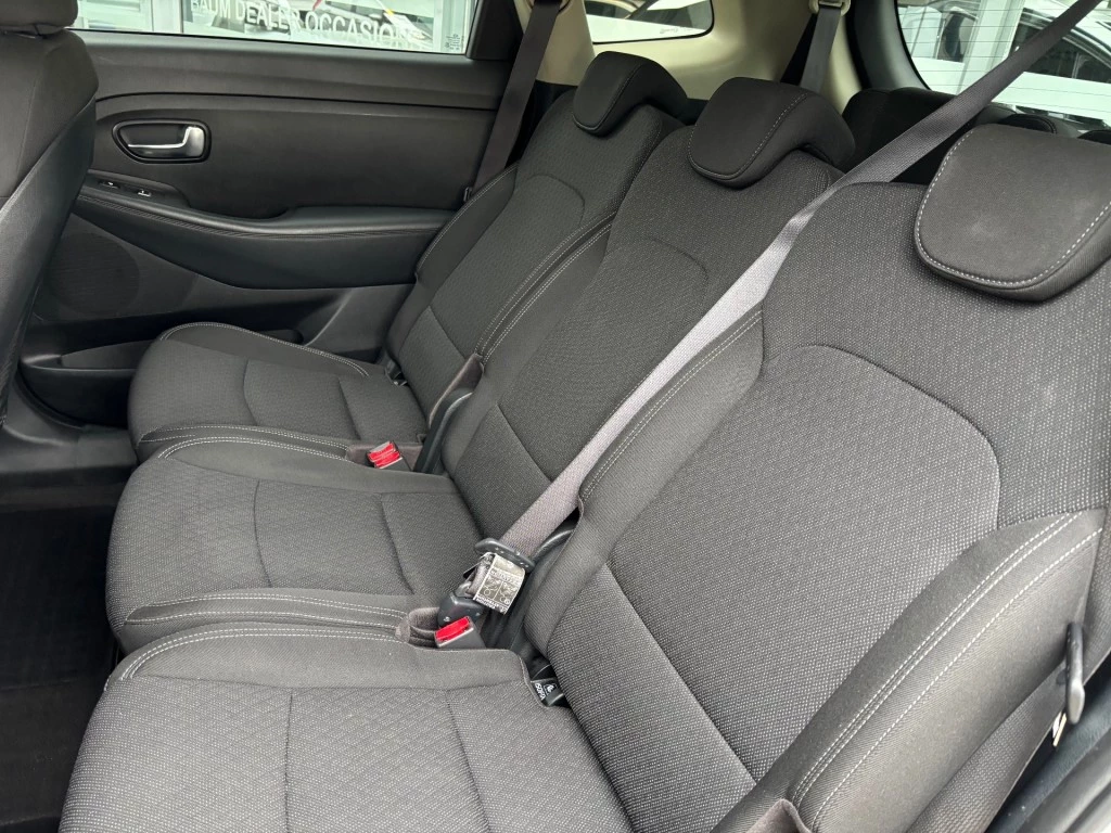 Hoofdafbeelding Kia Carens