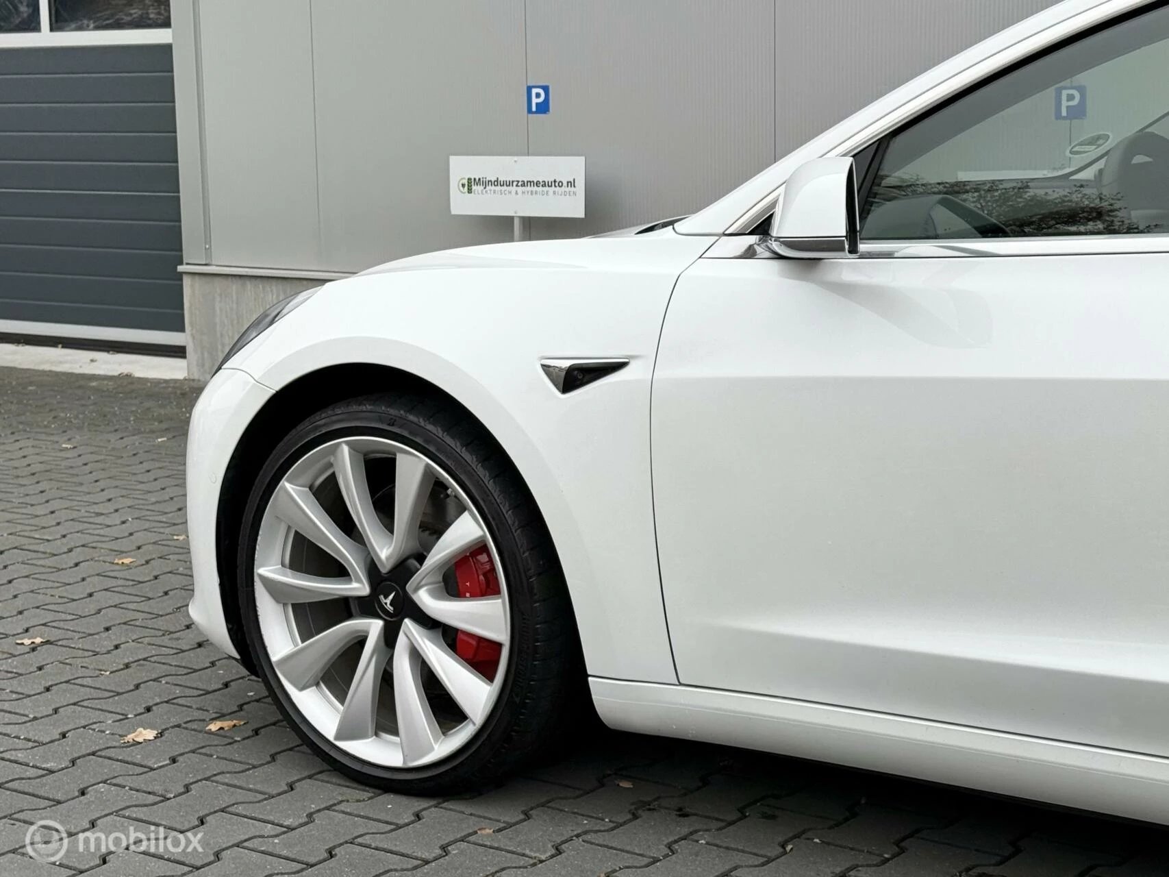 Hoofdafbeelding Tesla Model 3