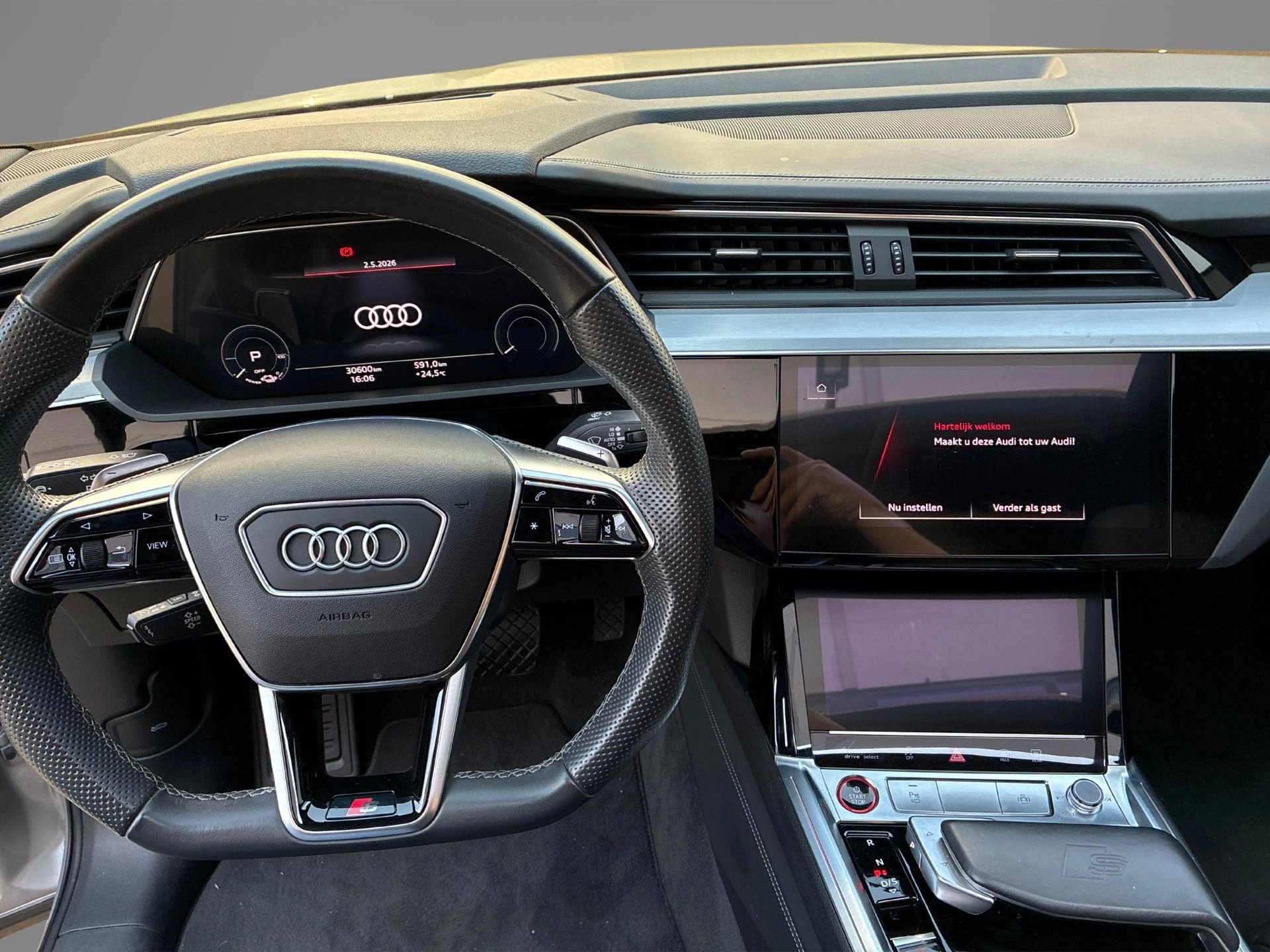 Hoofdafbeelding Audi e-tron