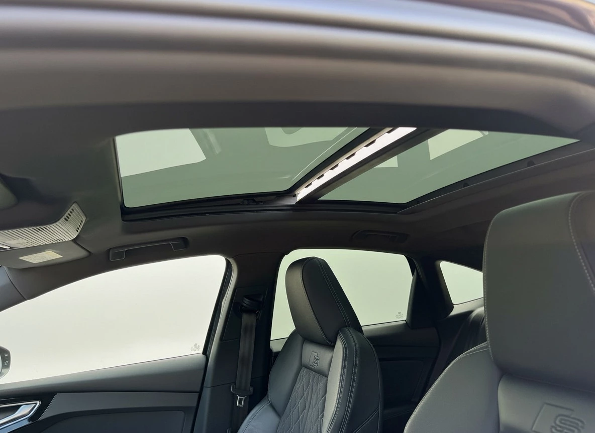 Hoofdafbeelding Audi Q4 Sportback e-tron