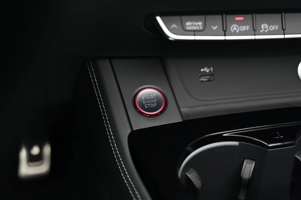 Hoofdafbeelding Audi S5
