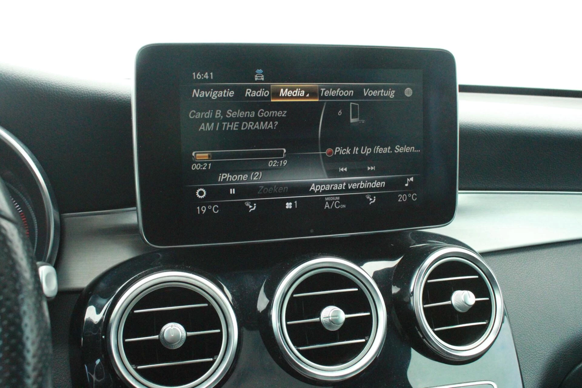 Hoofdafbeelding Mercedes-Benz GLC