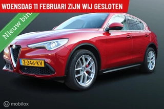 Alfa Romeo Stelvio 2.0 T AWD 281 PK First Edition, Rosso Competizione, Panoramadak, F1 Schakeling, Navi, Donker glas, Pdc voor + achter + camera, Stoel- Stuurverwarming,20 Inch LMV