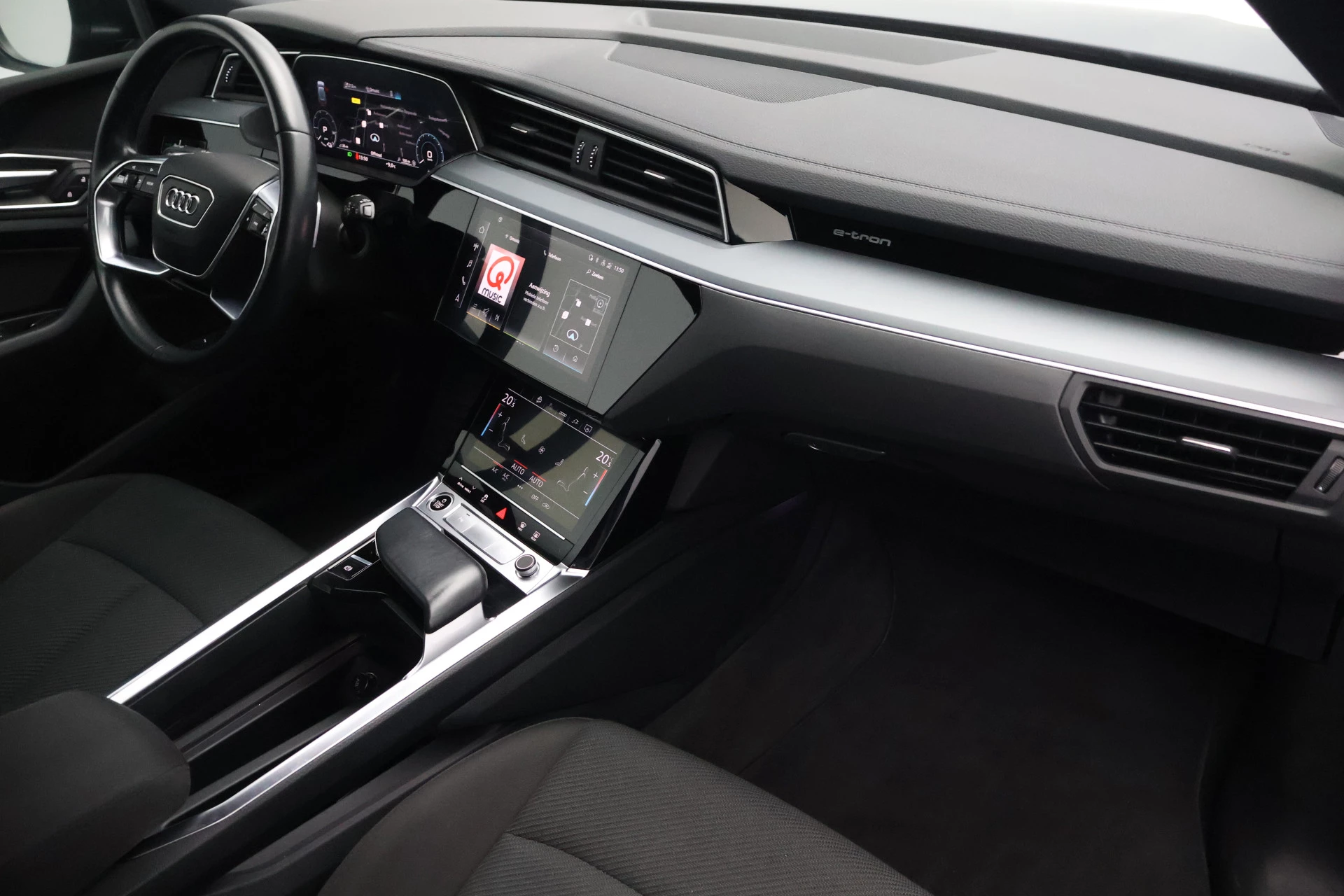 Hoofdafbeelding Audi e-tron