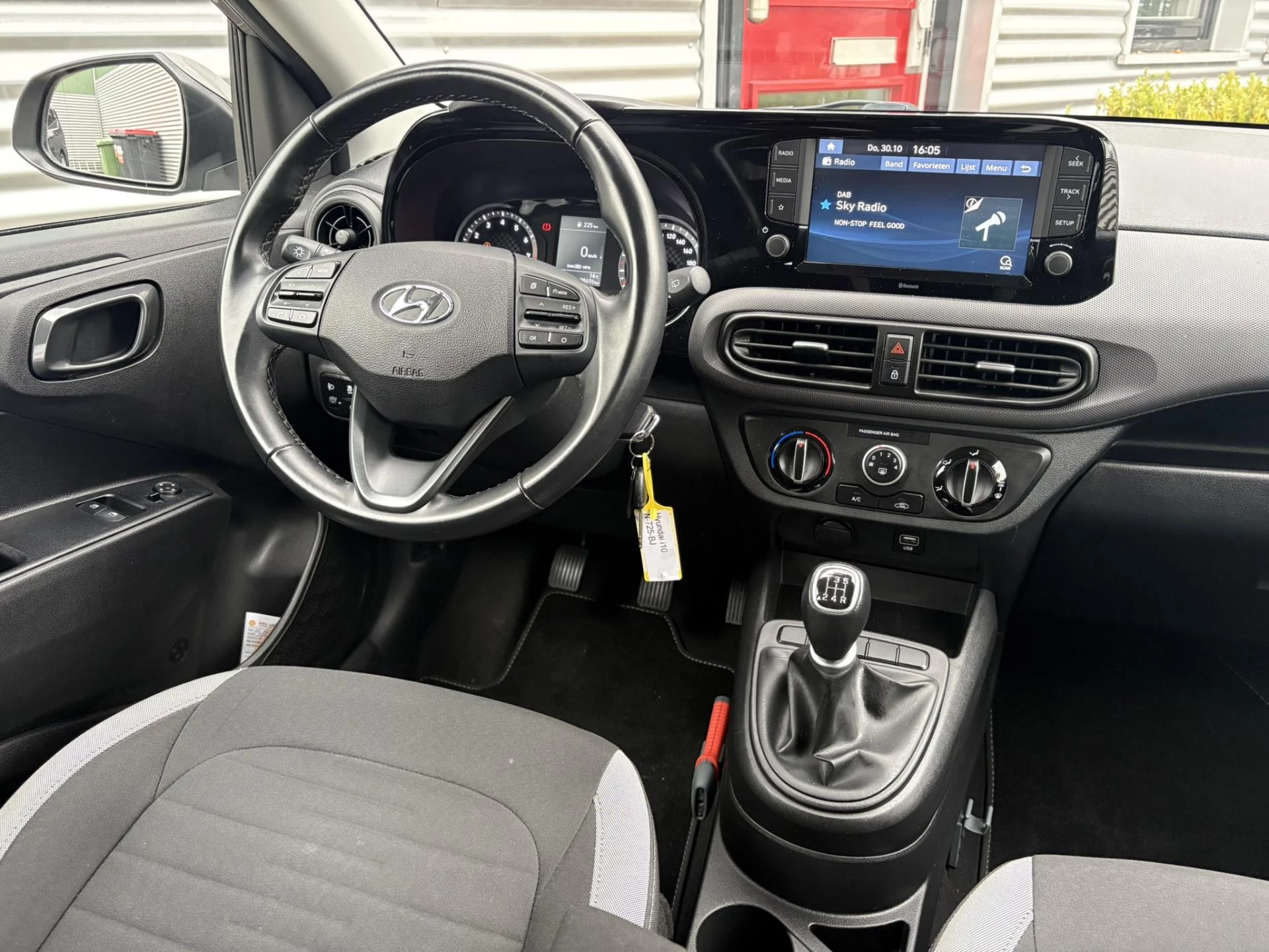 Hoofdafbeelding Hyundai i10