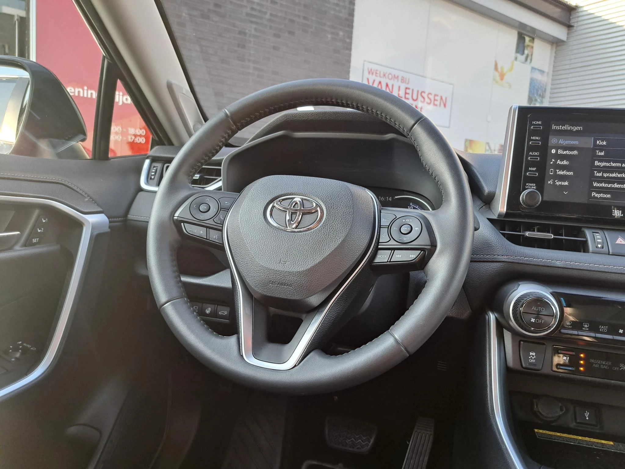 Hoofdafbeelding Toyota RAV4