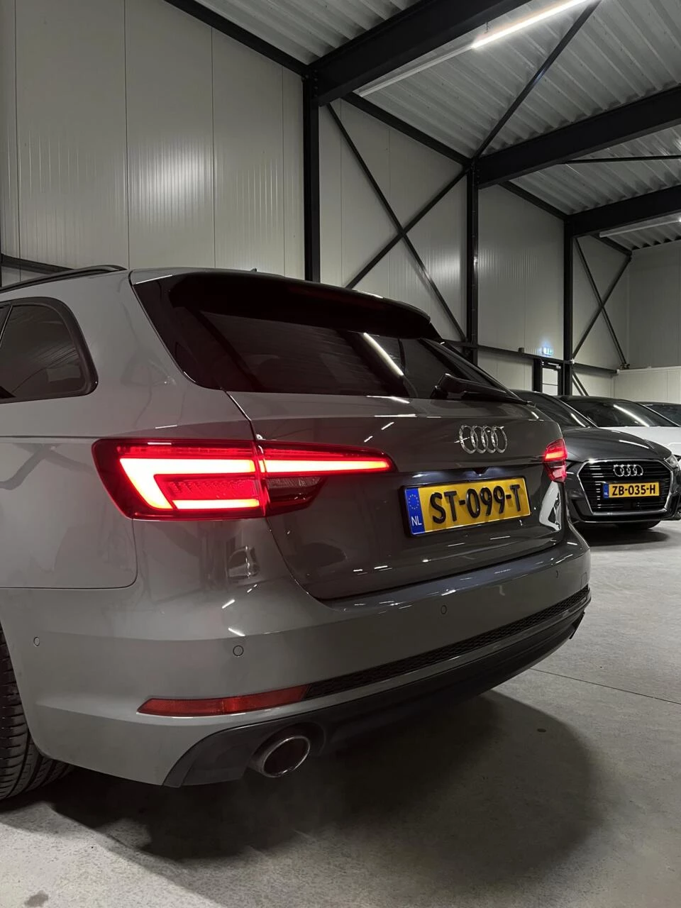 Hoofdafbeelding Audi A4