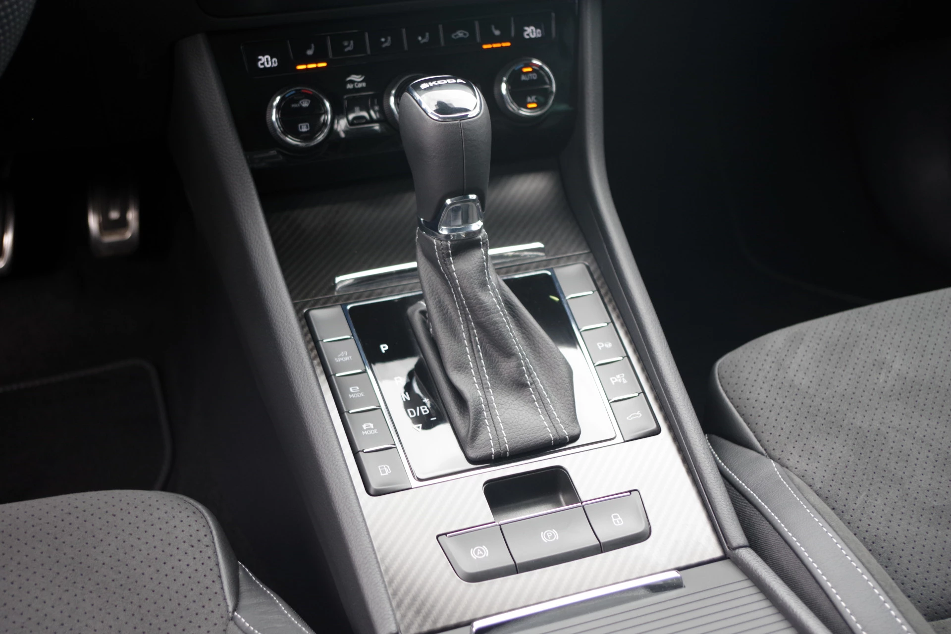 Hoofdafbeelding Škoda Superb