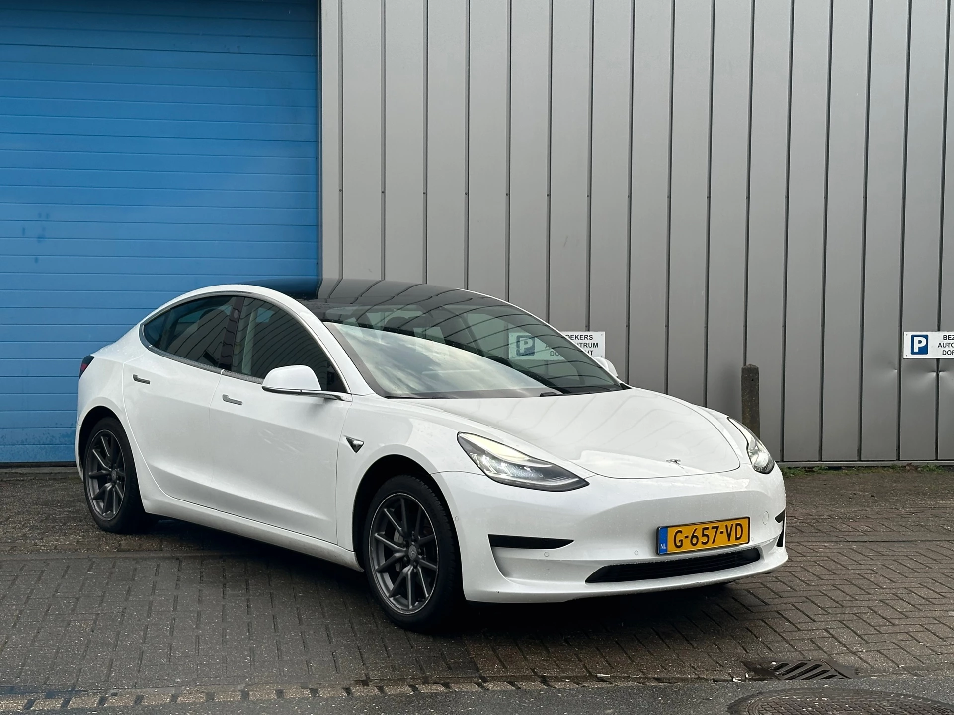 Hoofdafbeelding Tesla Model 3