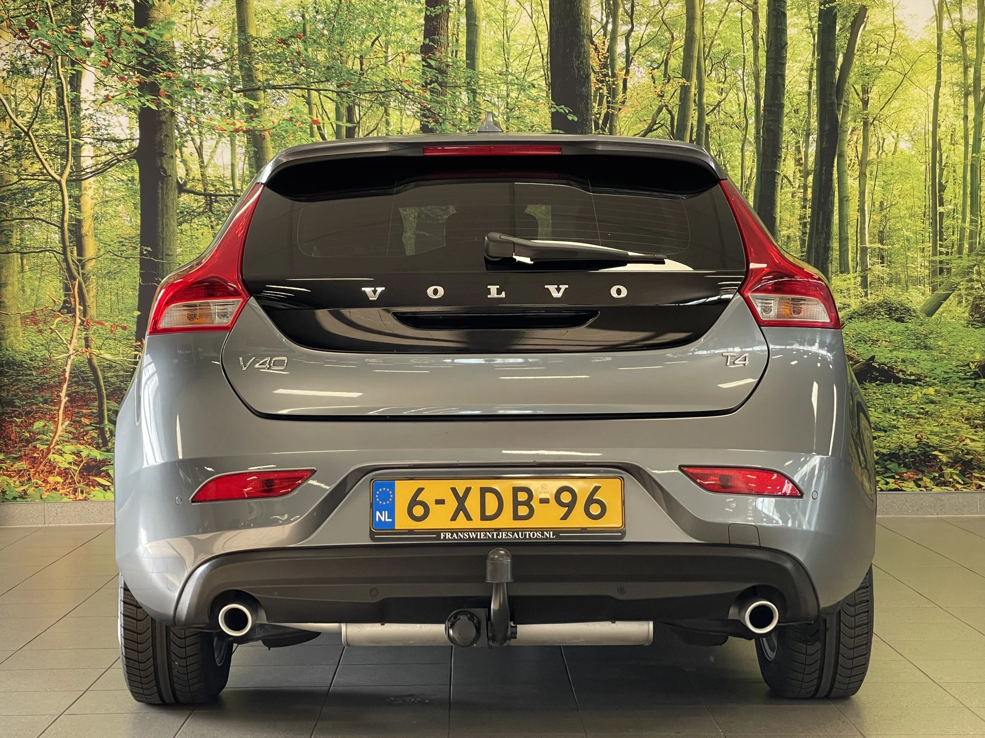 Hoofdafbeelding Volvo V40