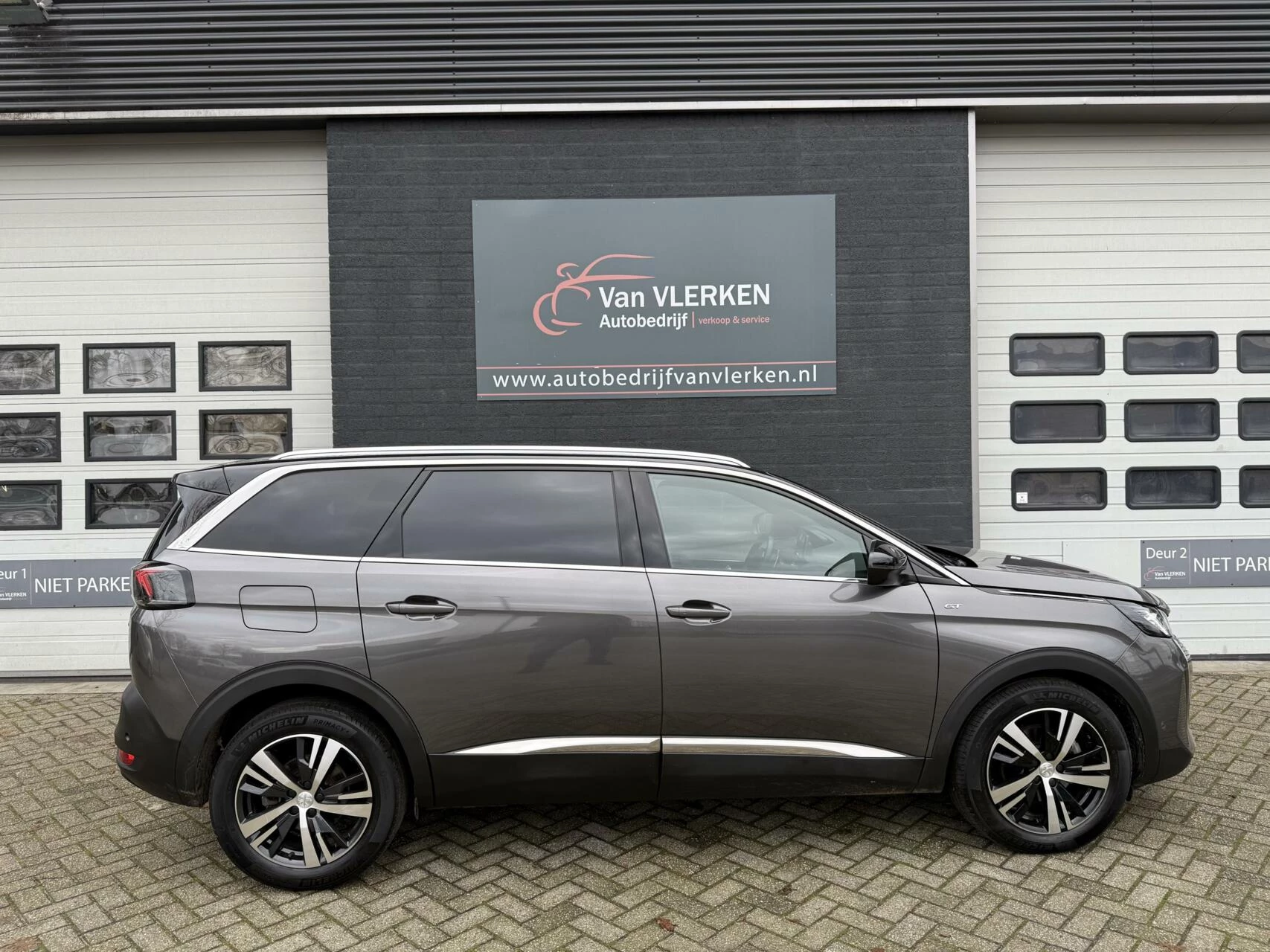 Hoofdafbeelding Peugeot 5008