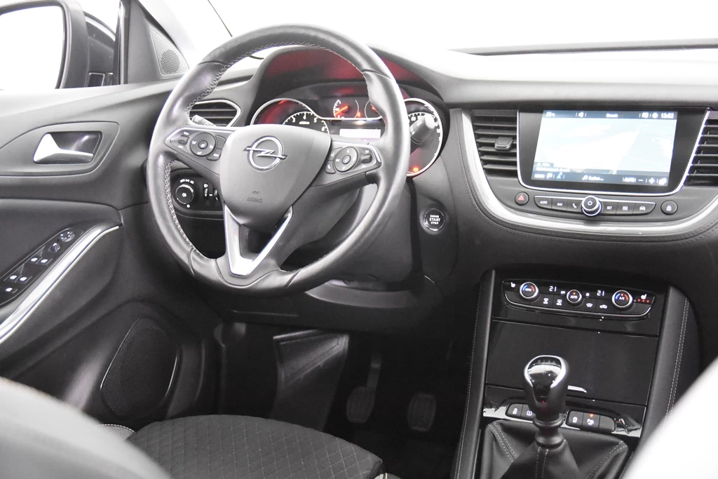 Hoofdafbeelding Opel Grandland X