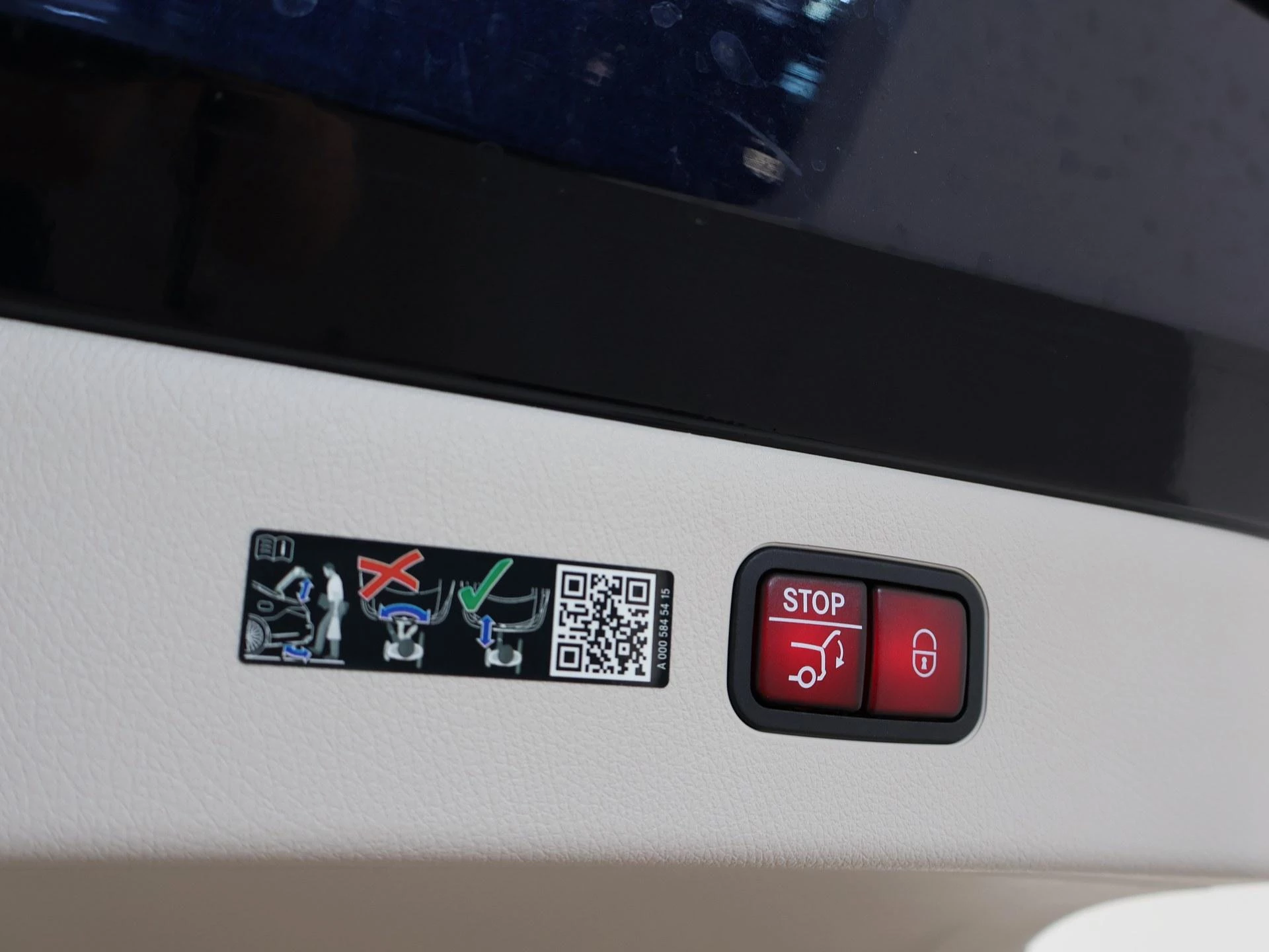 Hoofdafbeelding Mercedes-Benz EQS