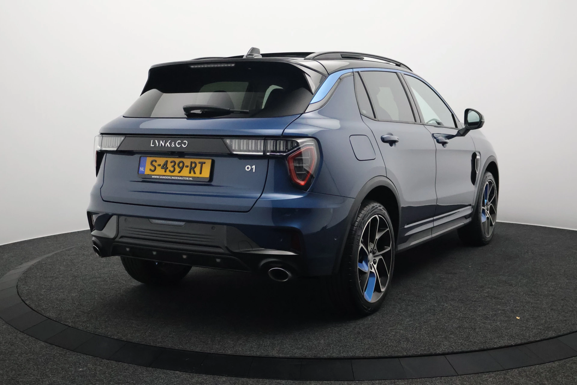 Hoofdafbeelding Lynk & Co 01