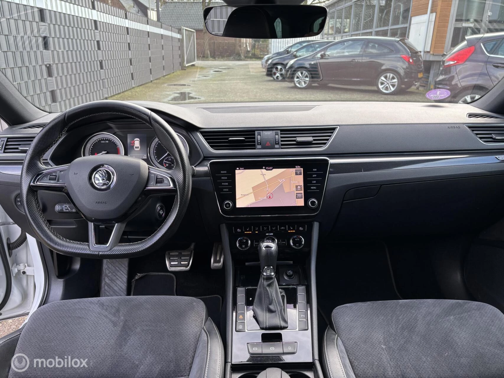 Hoofdafbeelding Škoda Superb