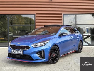 Hoofdafbeelding Kia ProCeed Kia ProCeed 1.6 T-GDI GT |Pano|JBL|Carplay|Camera|Navi|Adaptieve cruisecontrol|Dealeronderhouden|Garantie|