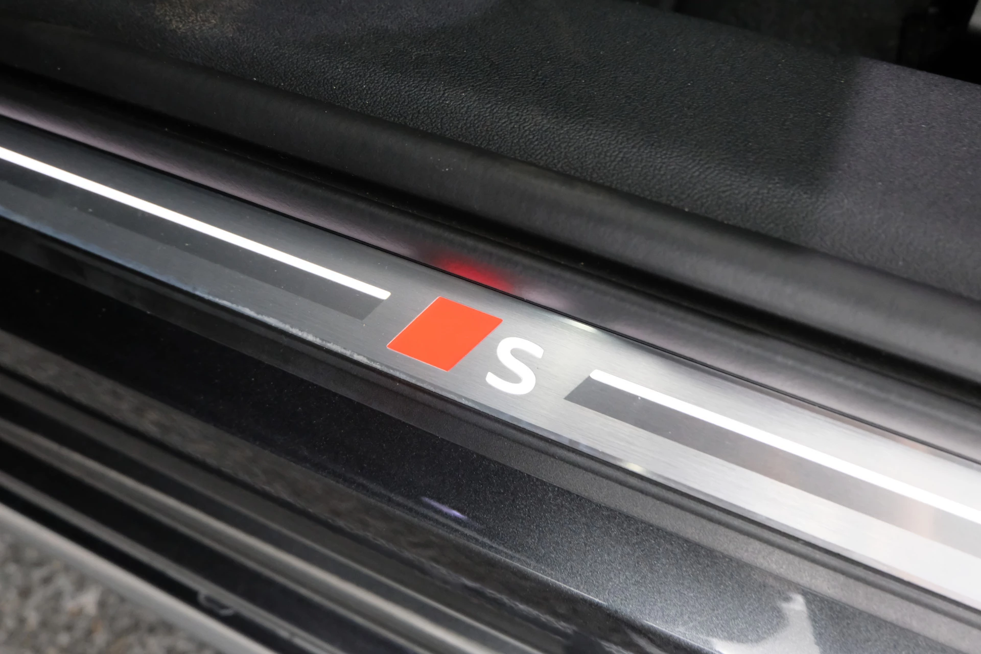 Hoofdafbeelding Audi A6 Avant e-tron