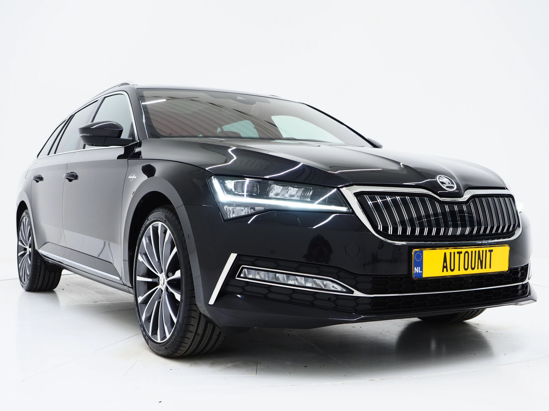Hoofdafbeelding Škoda Superb