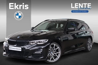 BMW 3 Serie Touring 318i | M Sport | M Performance | 19" M Dubbelspaak | Glazen Panoramadak | Alcantara | Stoelverwarming | HiFi Systeem | PS | Lentevoordeel