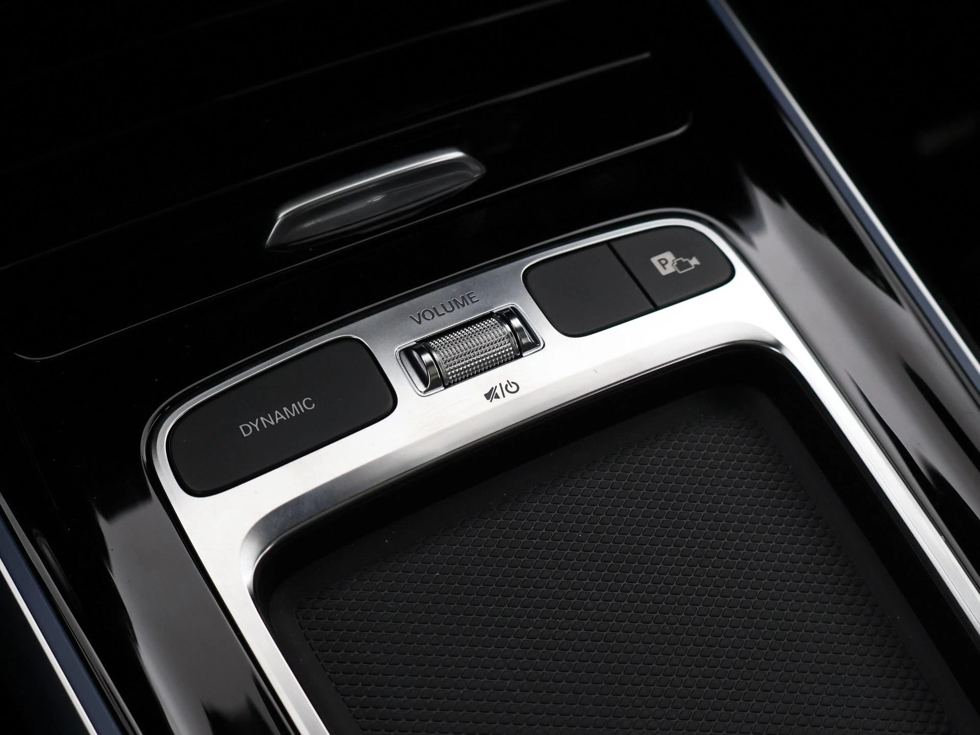 Hoofdafbeelding Mercedes-Benz EQB