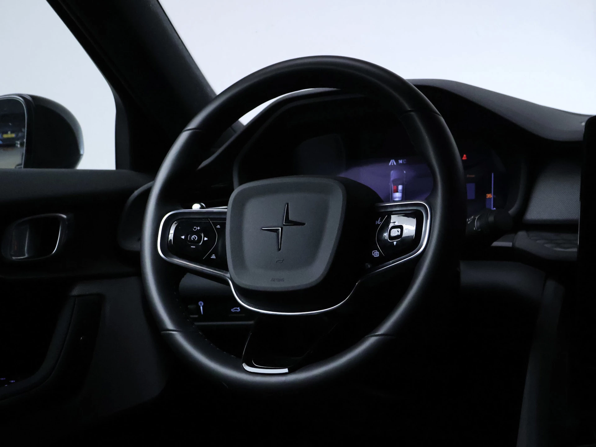 Hoofdafbeelding Polestar 2