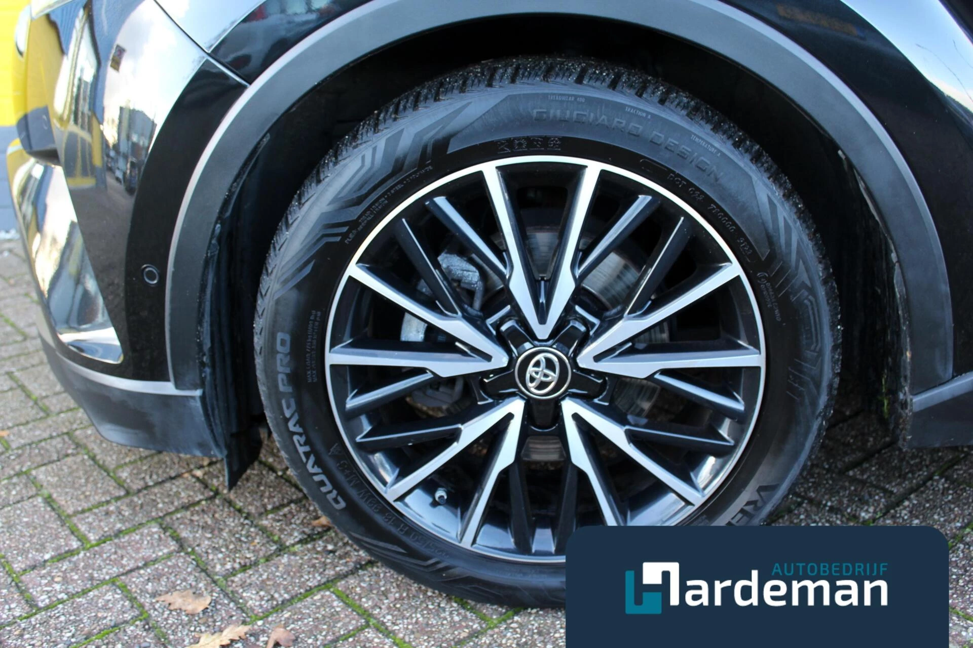 Hoofdafbeelding Toyota C-HR