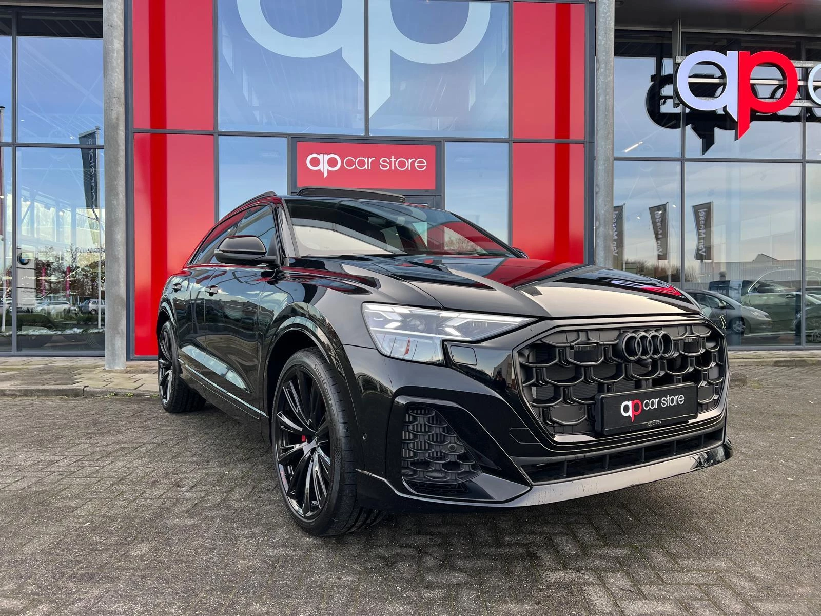 Hoofdafbeelding Audi Q8