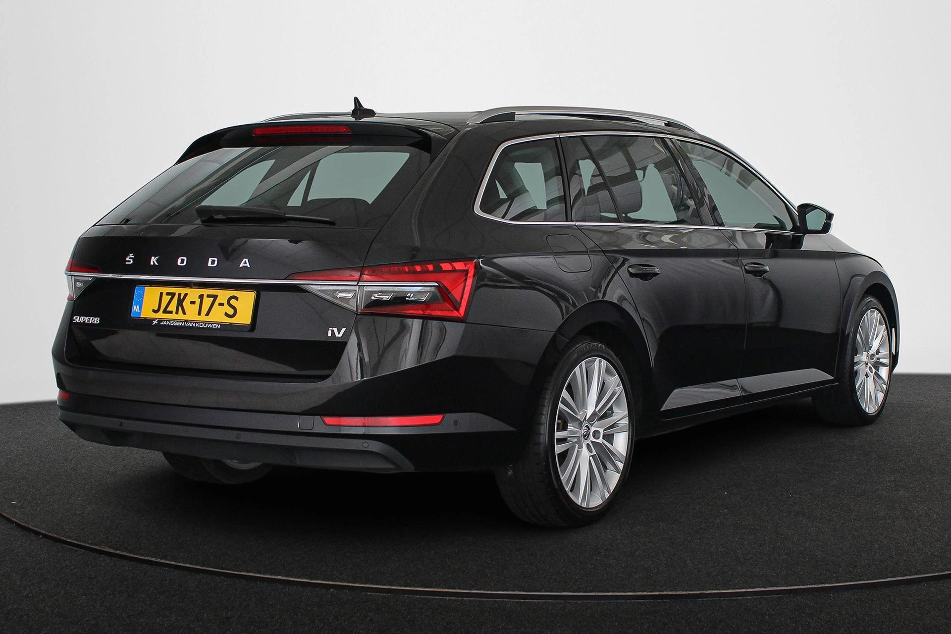 Hoofdafbeelding Škoda Superb