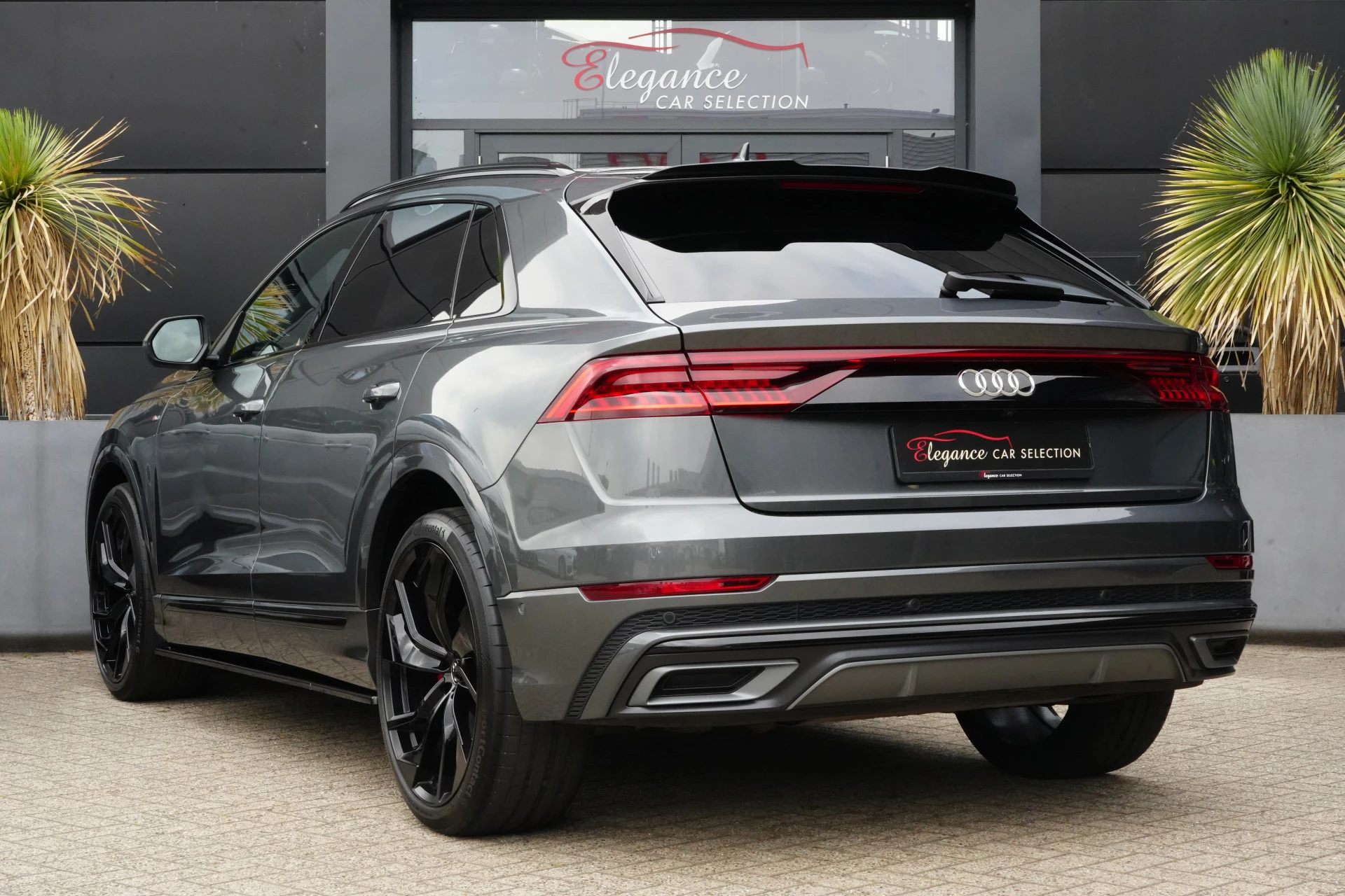 Hoofdafbeelding Audi Q8