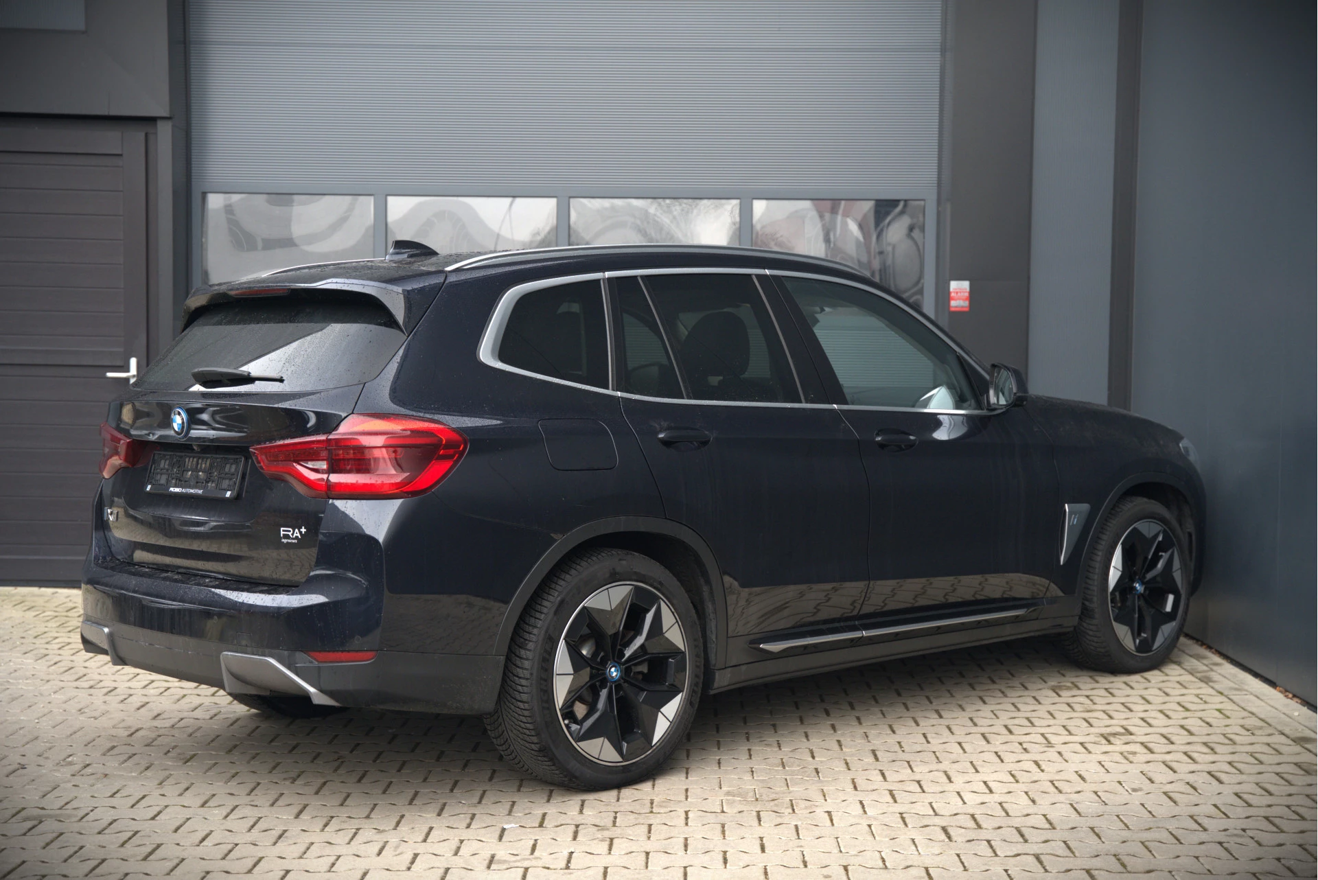 Hoofdafbeelding BMW iX3