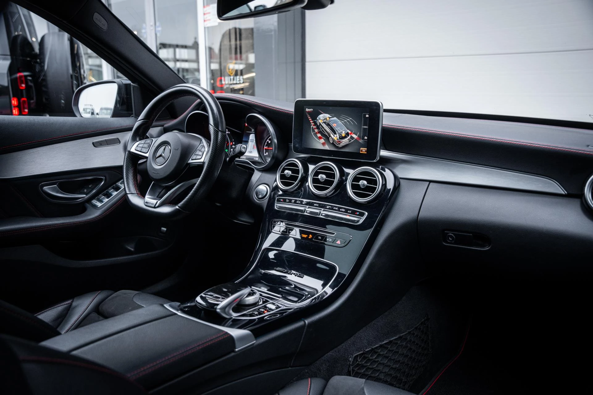 Hoofdafbeelding Mercedes-Benz C-Klasse