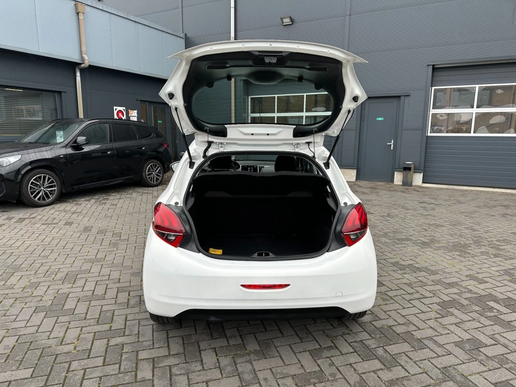 Hoofdafbeelding Peugeot 208