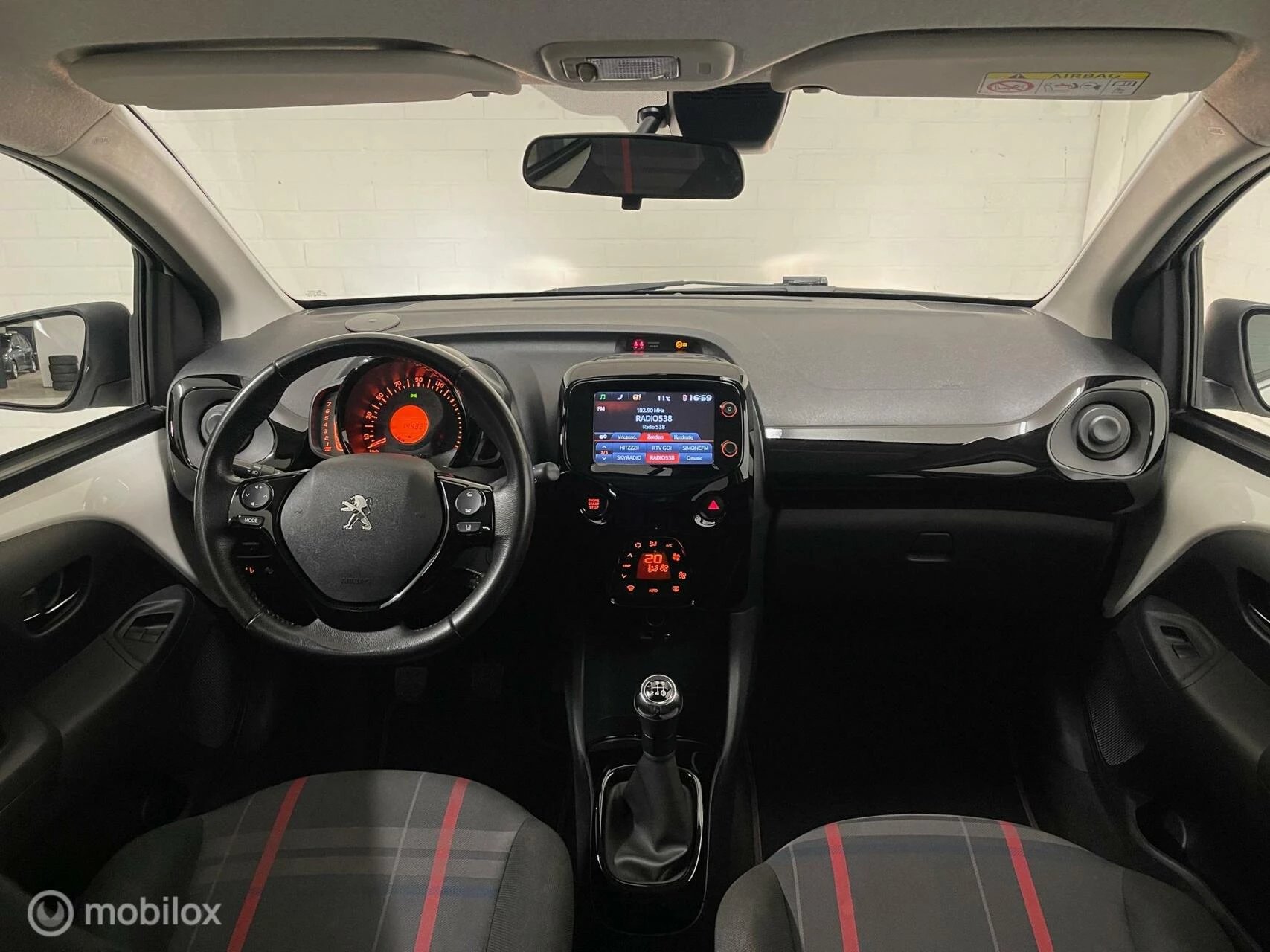 Hoofdafbeelding Peugeot 108