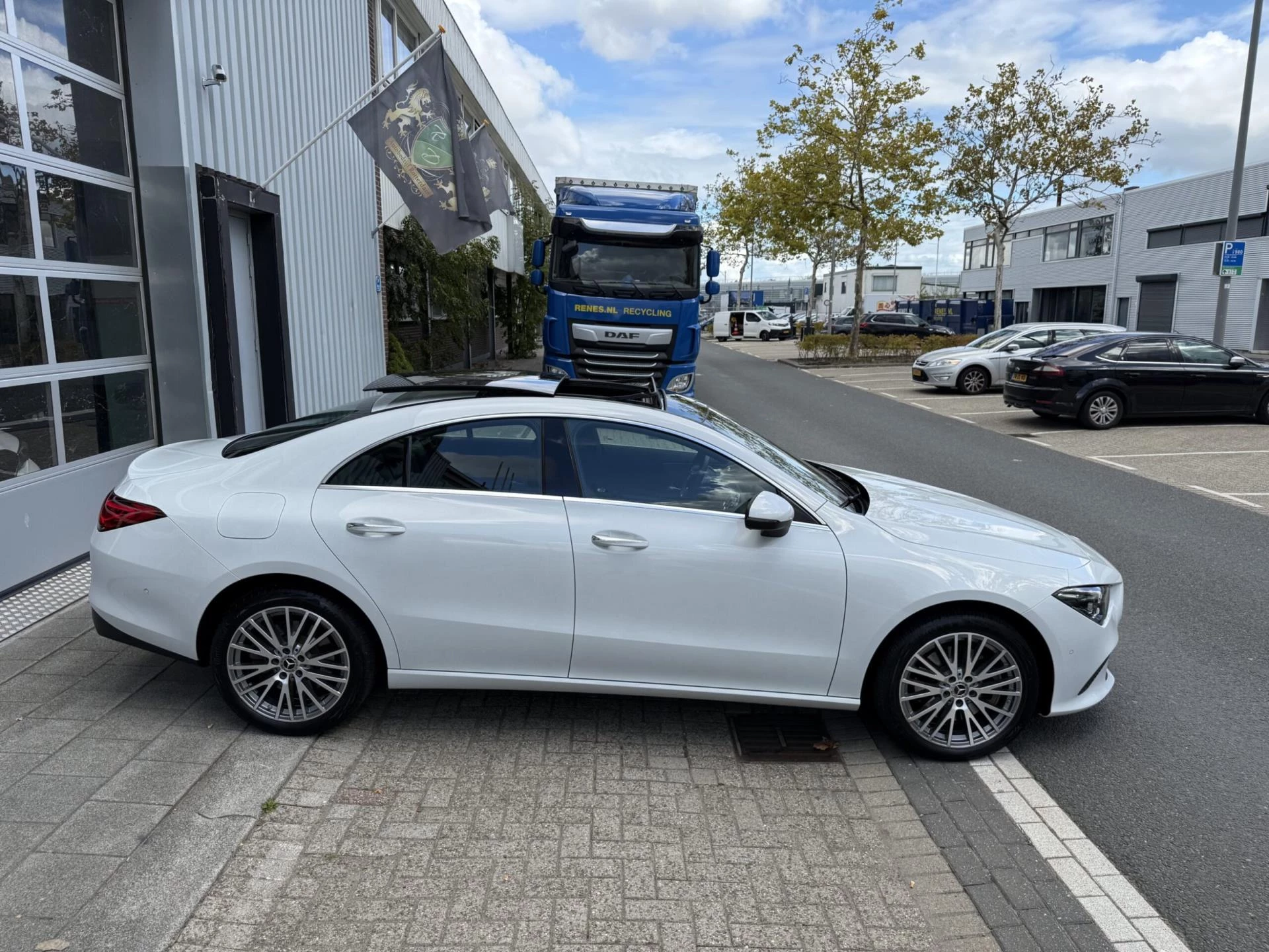 Hoofdafbeelding Mercedes-Benz CLA