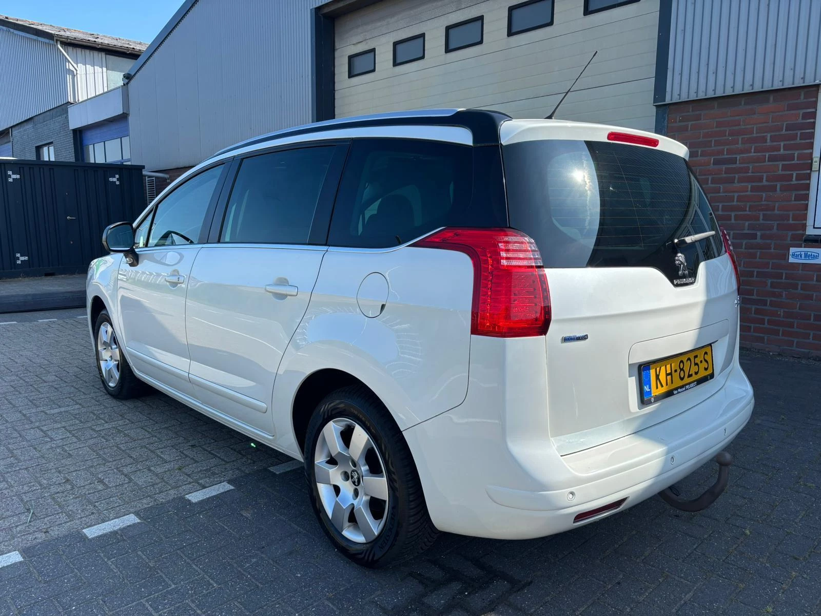 Hoofdafbeelding Peugeot 5008
