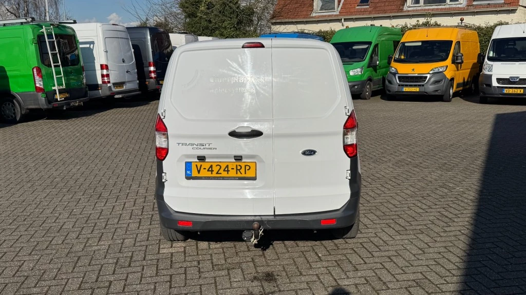 Hoofdafbeelding Ford Transit Courier