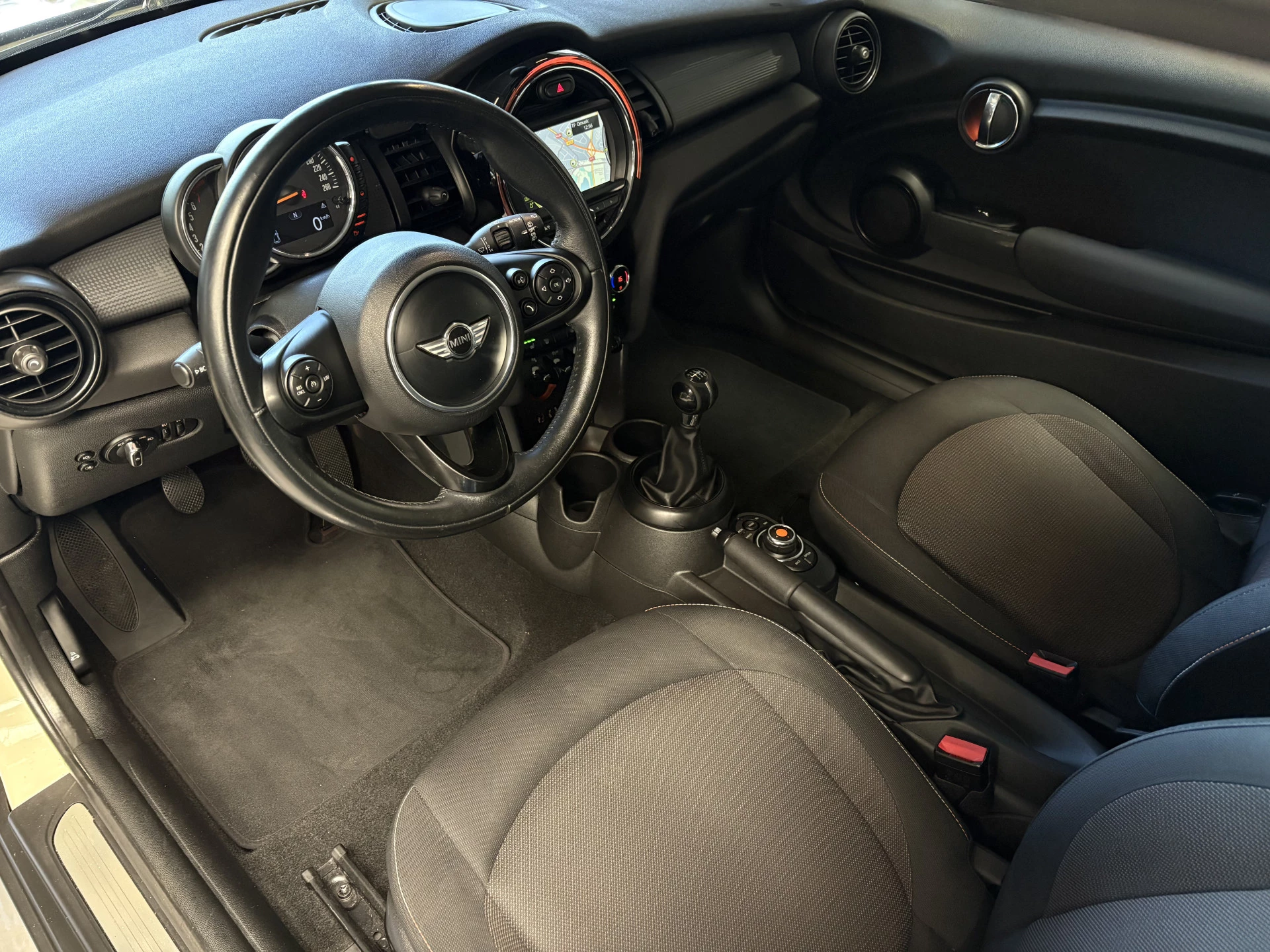 Hoofdafbeelding MINI Cooper