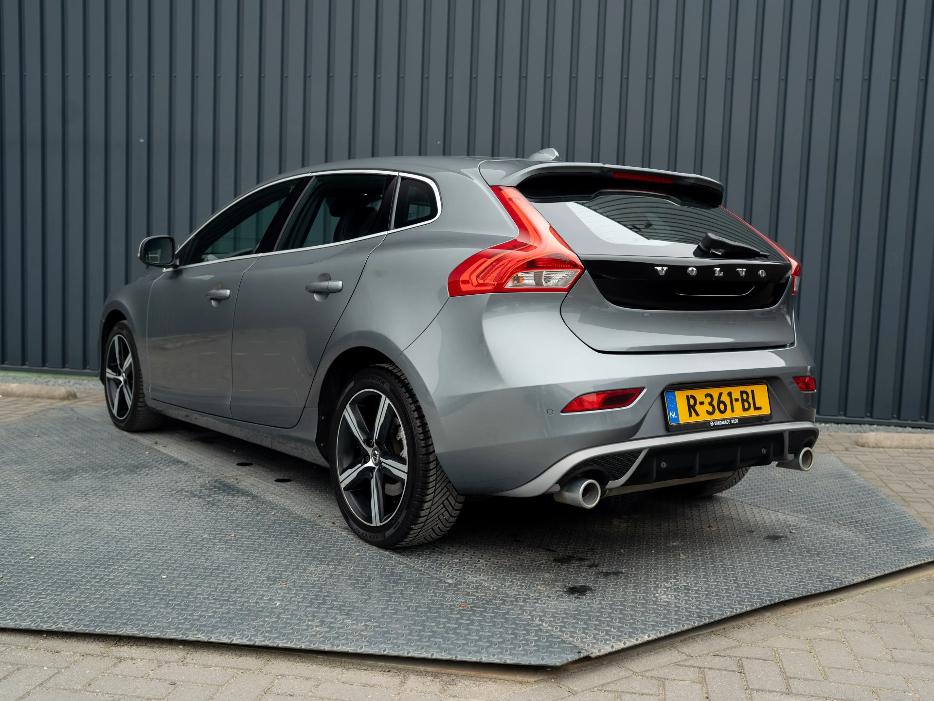 Hoofdafbeelding Volvo V40