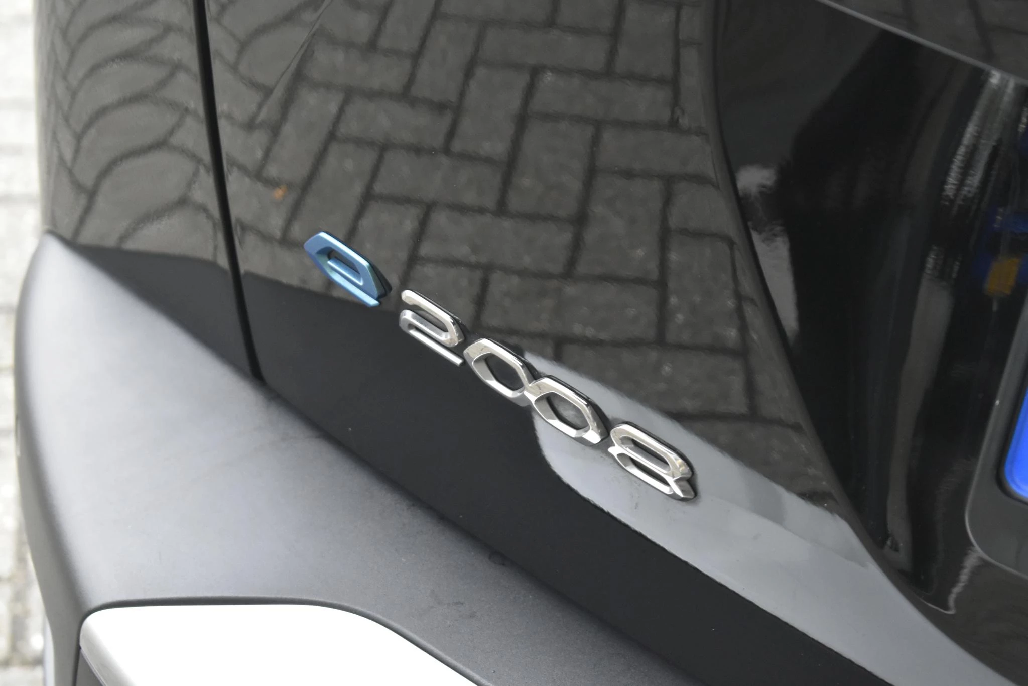 Hoofdafbeelding Peugeot e-2008