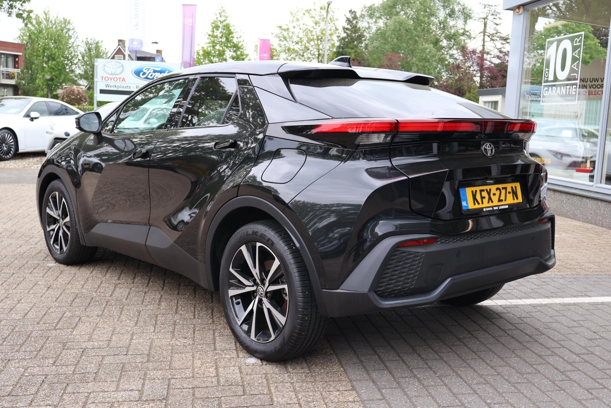 Hoofdafbeelding Toyota C-HR