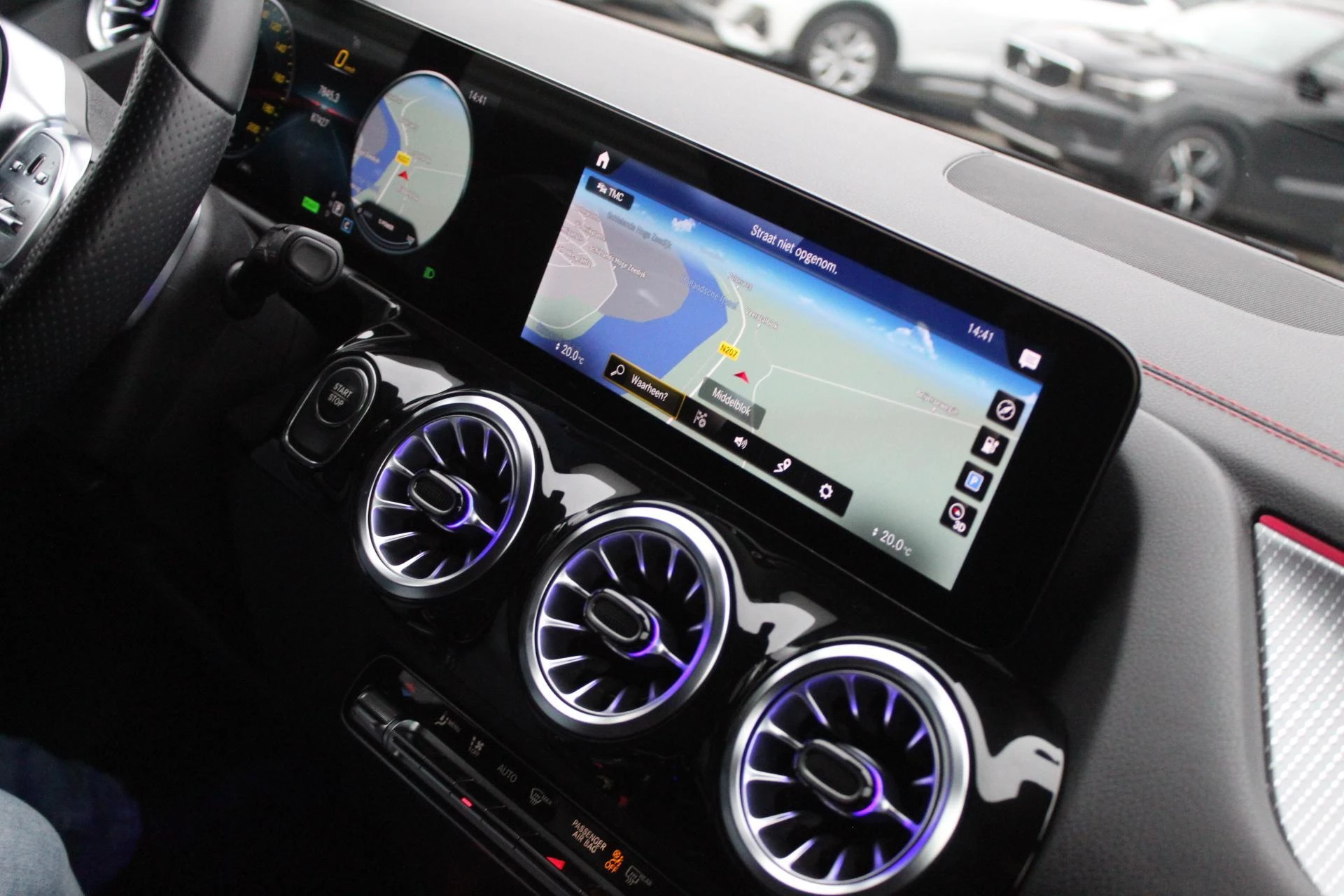 Hoofdafbeelding Mercedes-Benz EQA