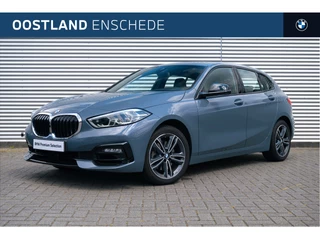 BMW 1 Serie 118i High Executive Sport Line Automaat / Panoramadak / Adaptieve LED / Achteruitrijcamera / Active Cruise Control / Head-Up / Live Cockpit Professional