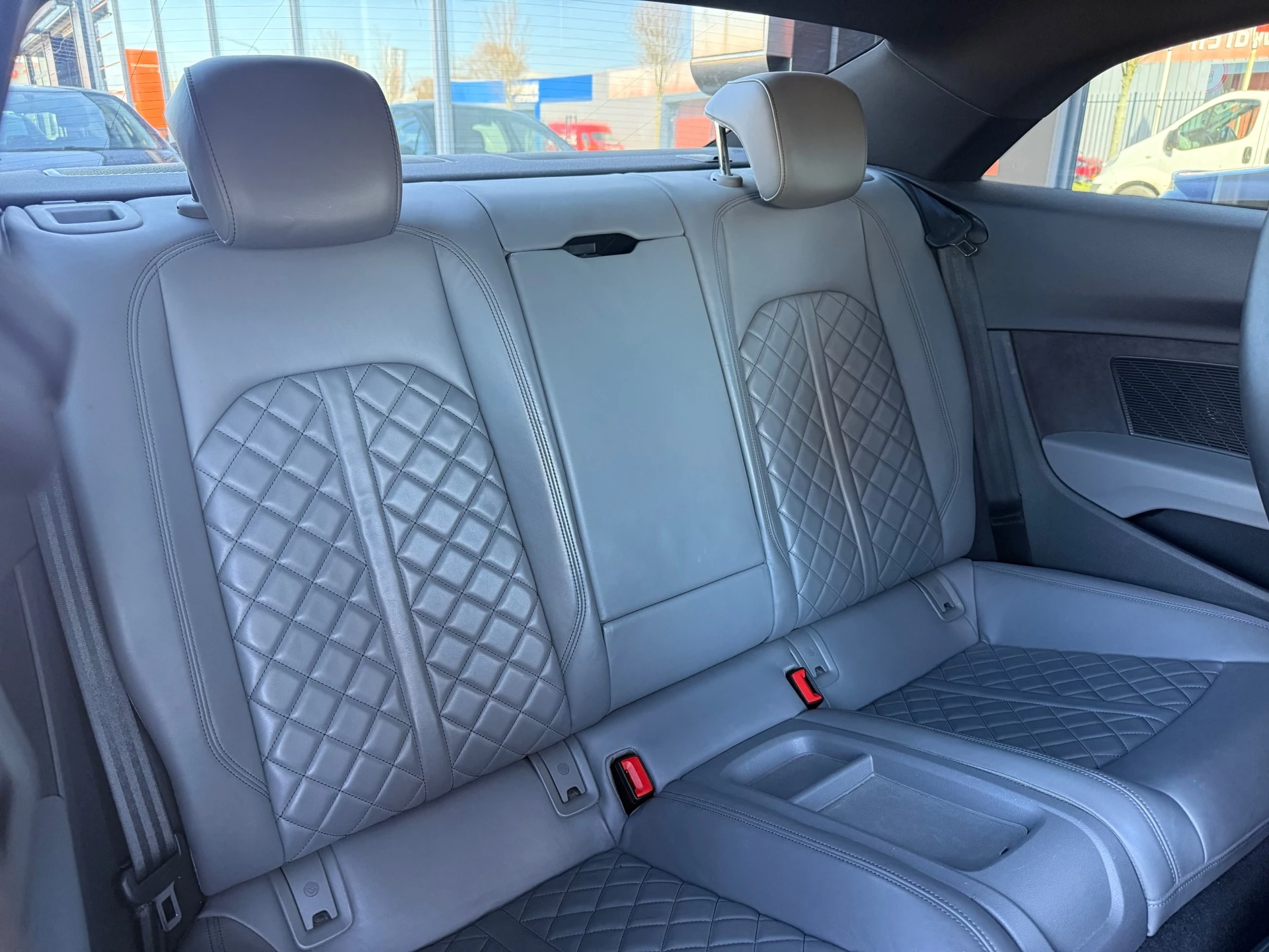 Hoofdafbeelding Audi S5