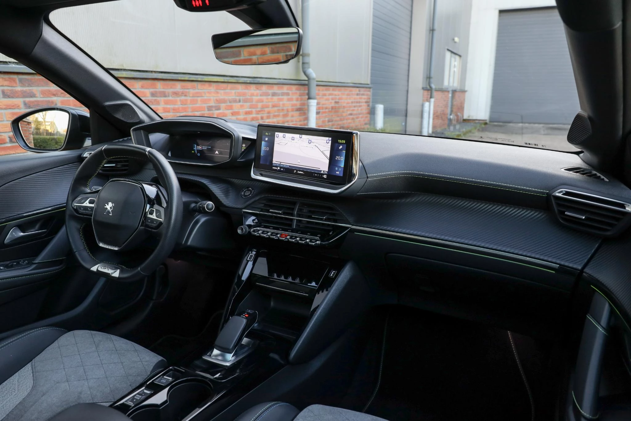 Hoofdafbeelding Peugeot e-208