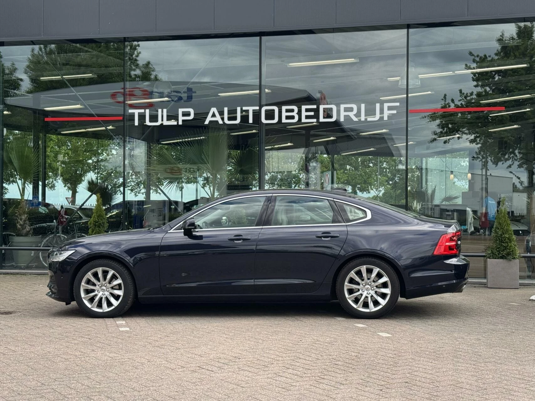 Hoofdafbeelding Volvo S90