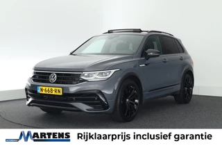 Hoofdafbeelding Volkswagen Tiguan Volkswagen Tiguan 1.5 TSI 150pk DSG 2x R-Line Black Style Trekhaak Camera Stoelverwarming V+A Head-Up Panoramadak Navigatie