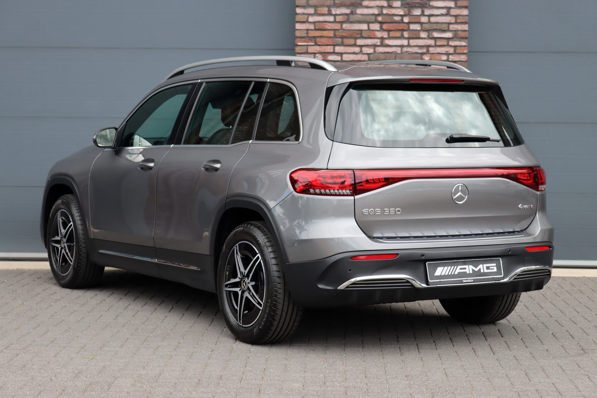 Hoofdafbeelding Mercedes-Benz EQB