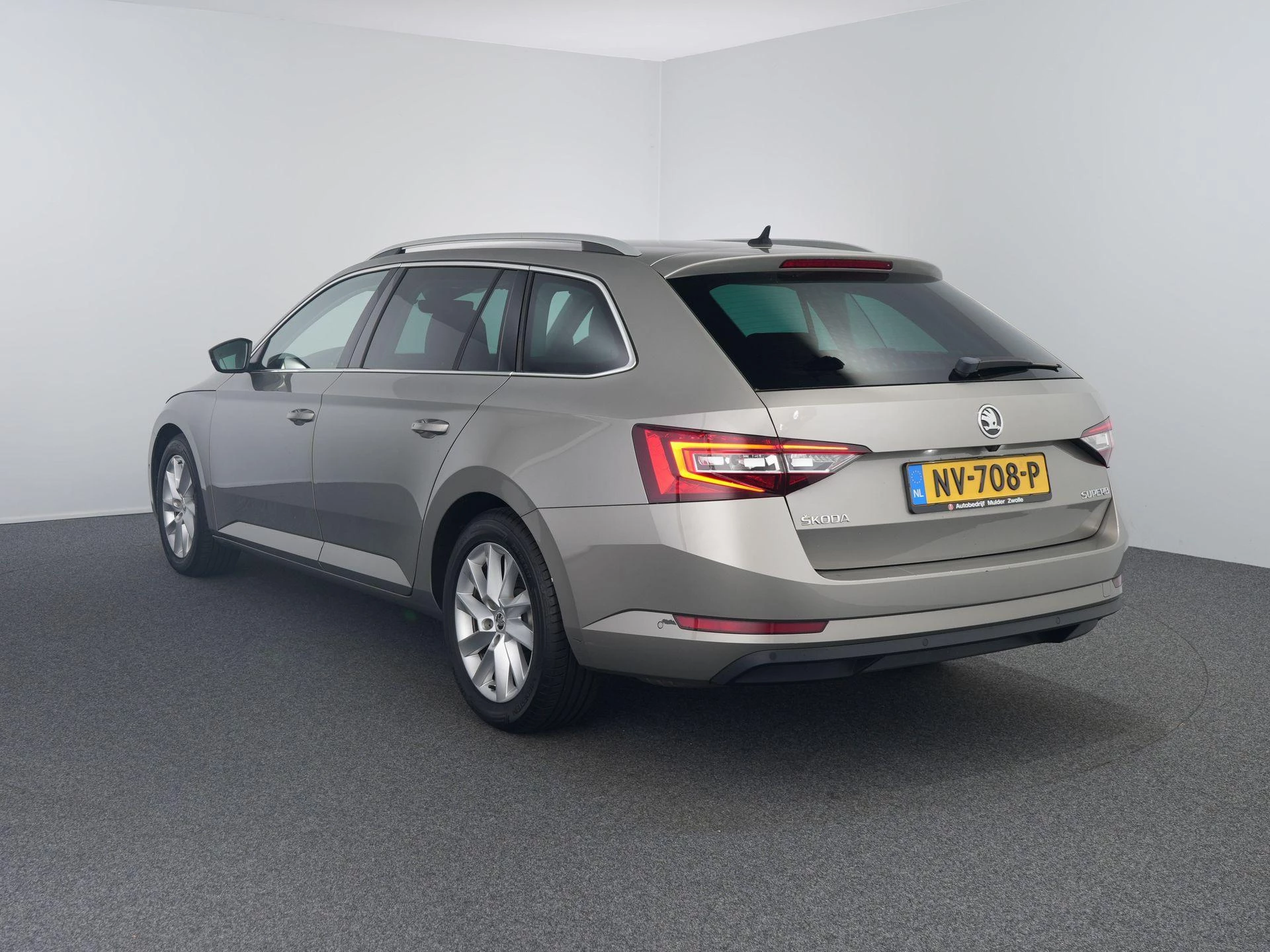 Hoofdafbeelding Škoda Superb