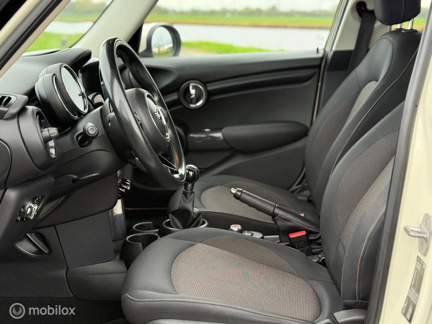 Hoofdafbeelding MINI One